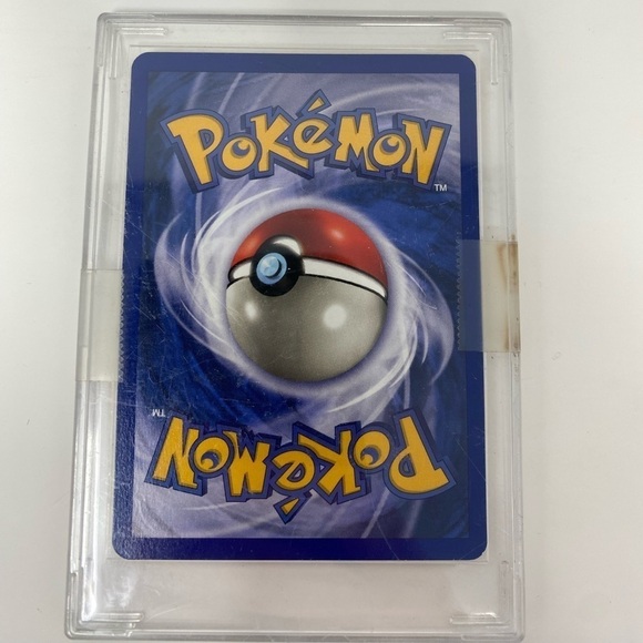 Holographic Muk Pokemon Card - Picture 2 of 2